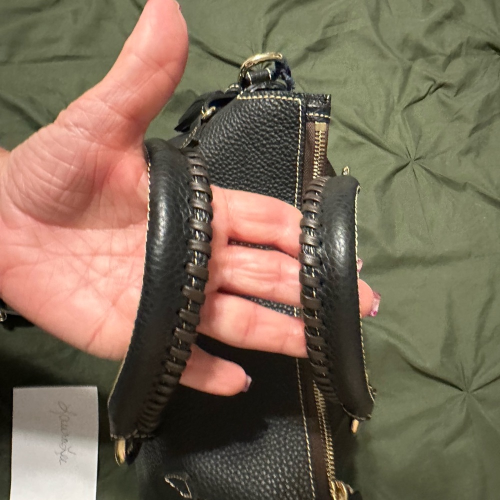 SOLD DO NOT BUY
D&B Pebble Grain Satchel - Picture 3 of 11